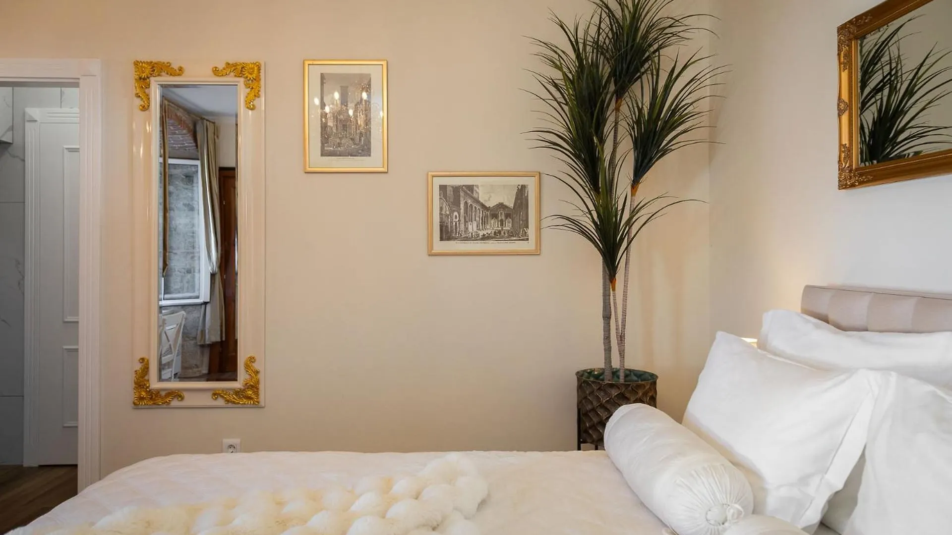 Luxury Rooms & Apartment - Riva & Sea View In Diocletian Palace 스플리트