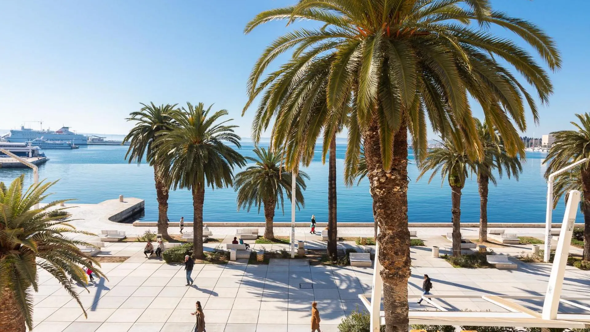 Luxury Rooms & Apartment - Riva & Sea View In Diocletian Palace 스플리트 0*,  크로아티아