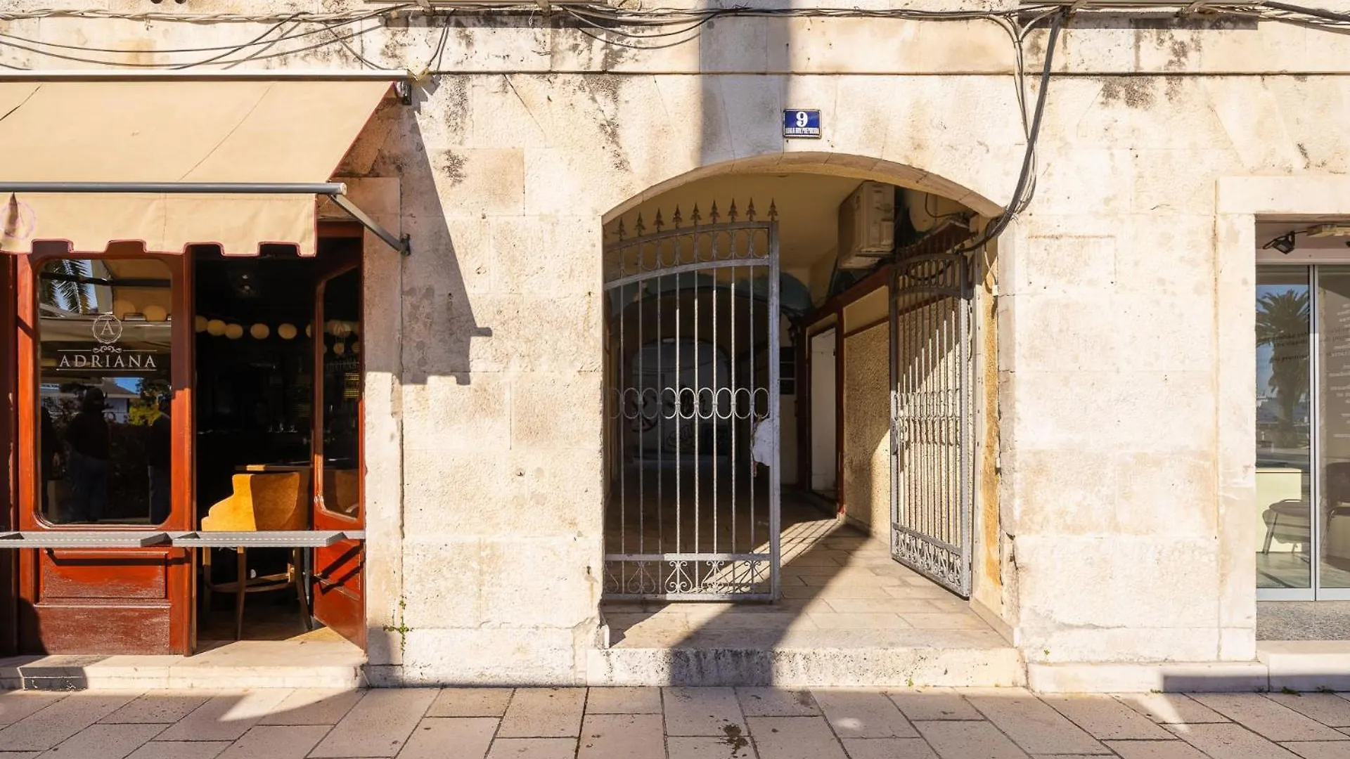 Pensjonat Luxury Rooms & Apartment - Riva & Sea View In Diocletian Palace Split