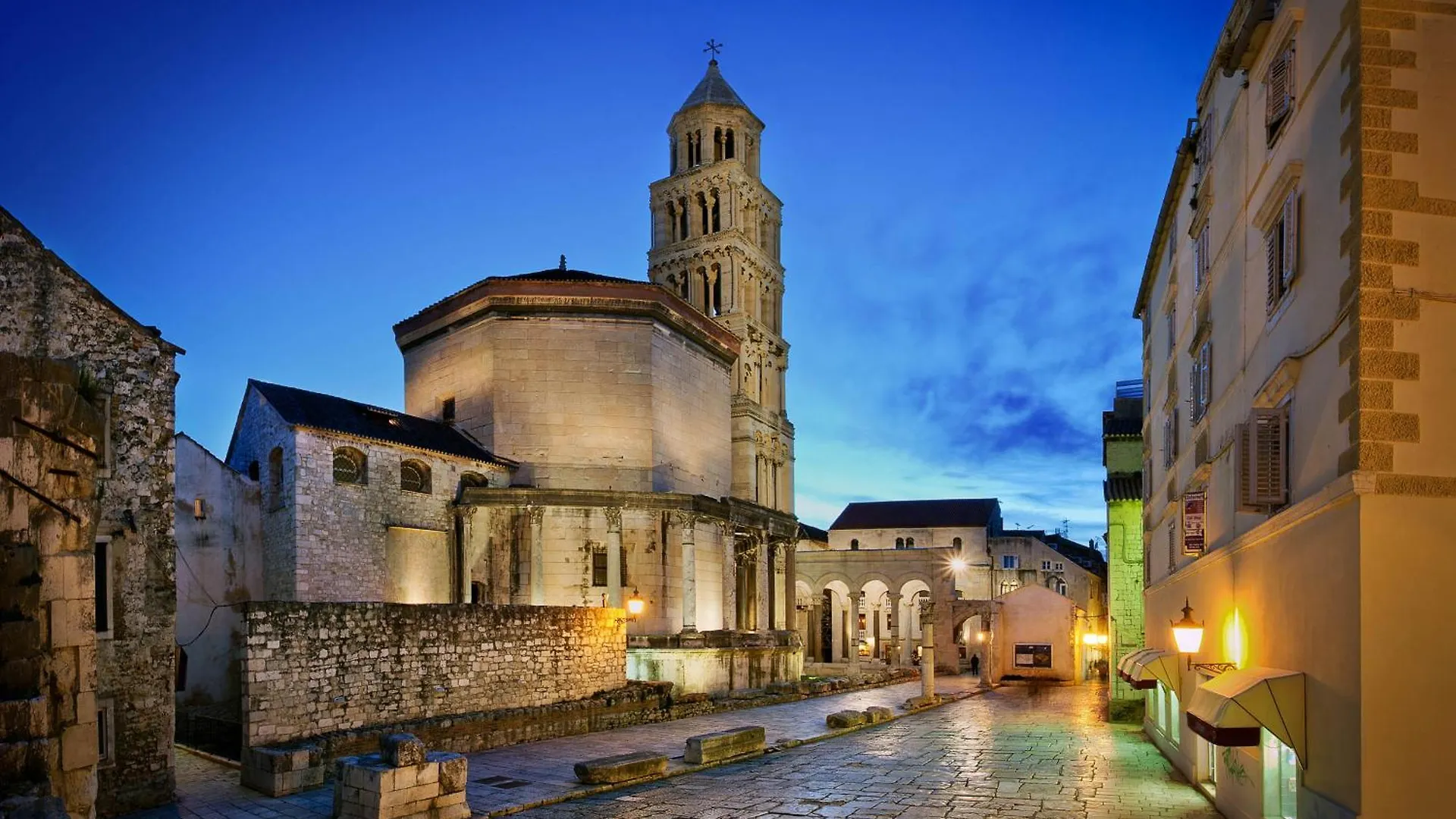 Luxury Rooms & Apartment - Riva & Sea View In Diocletian Palace Split 0*,  Chorwacja